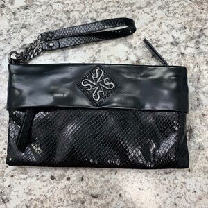 Simply Vera Vera‎ Wang Clutch Wristlet Black Faux Leather Pre-Loved